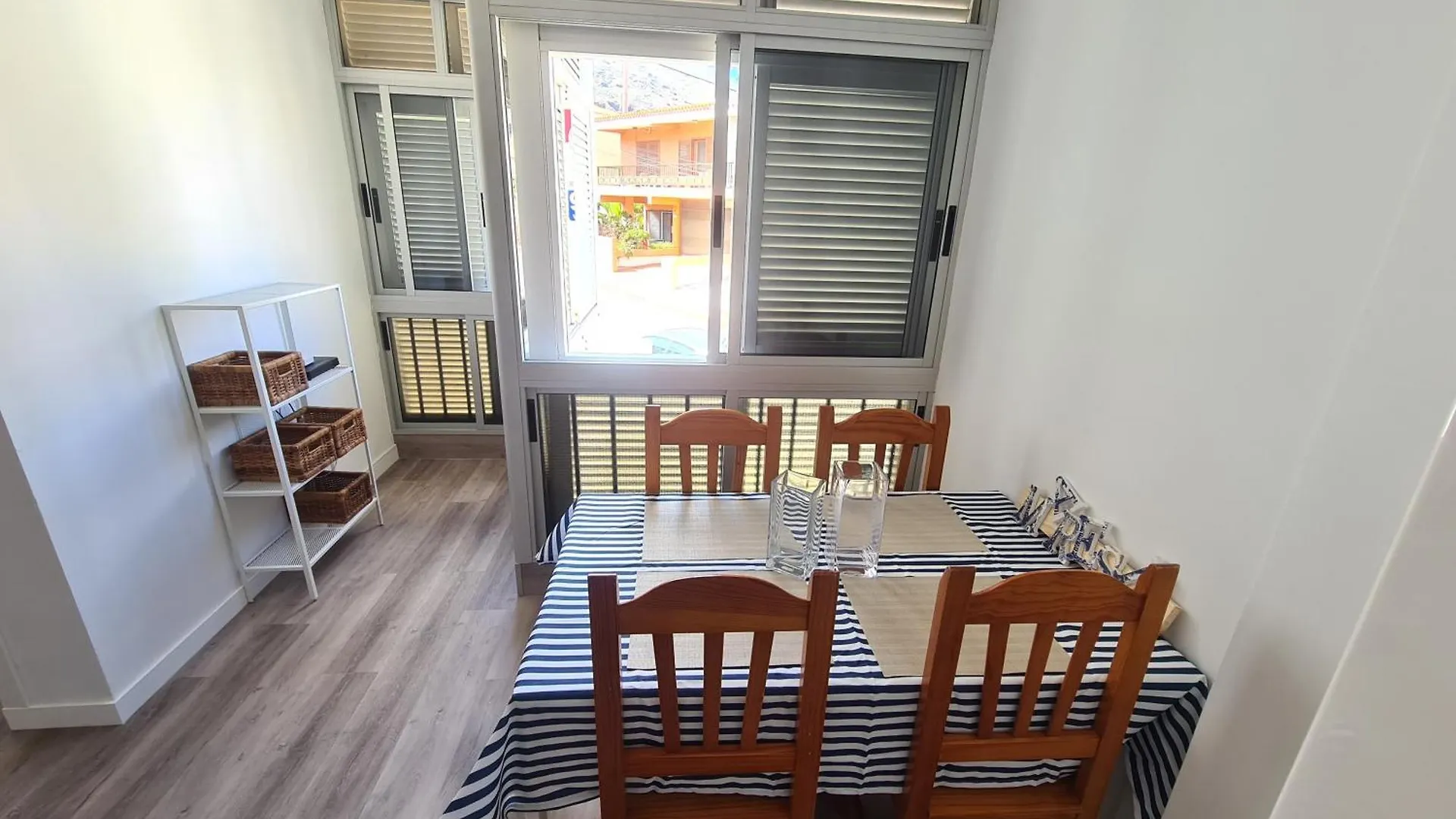 Maresia Daire Bajamar  0*, Bajamar (La Laguna) İspanya